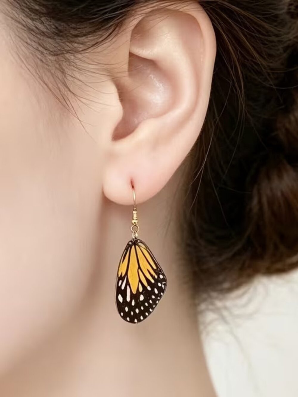 Monarch Butterfly Wing Dangle Earrings - Vibrant Orange Resin/Acrylic